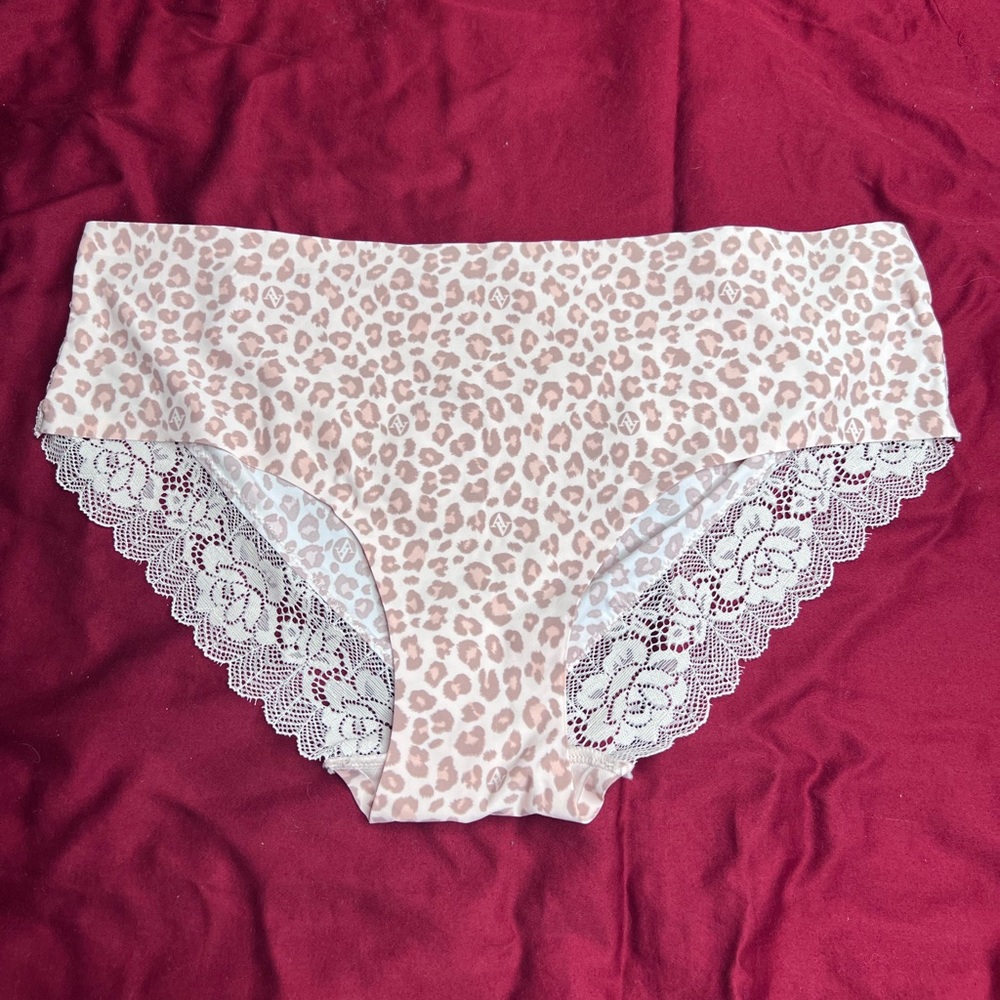 Adrienne Vittadini set of 5 underwear. Brand new, never worn. Super soft.